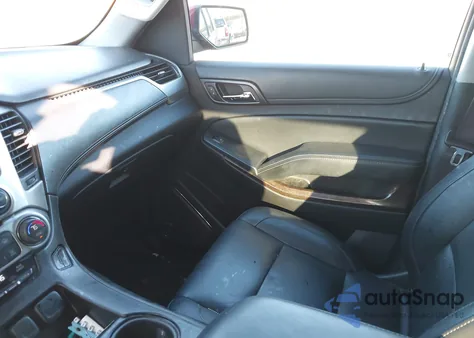 2015 Chevrolet Suburban 1500 Lt z USA, uszkodzony, nr VIN 1GNSKJKC9FR586497